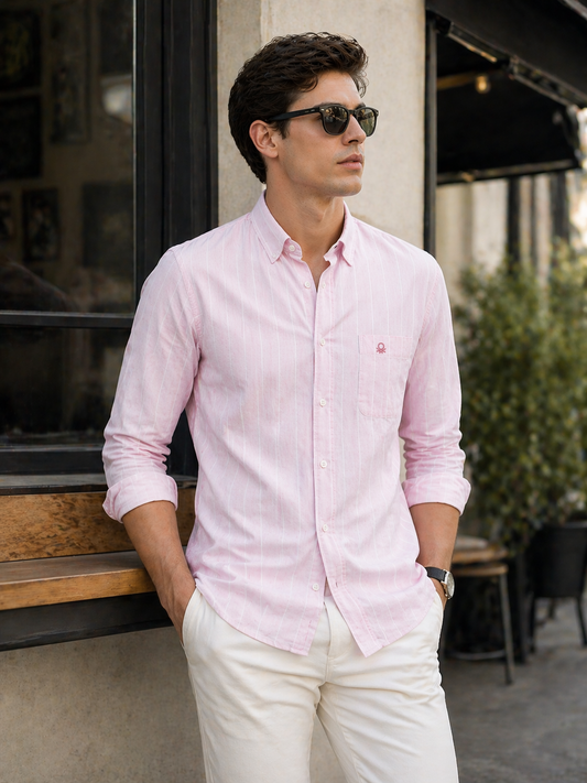 United Colors of Benetton
Men Slim Fit Spread Collar Solid Shirt