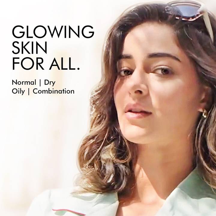 Lakme Blush & Glow Strawberry Gel Face Wash - 150g