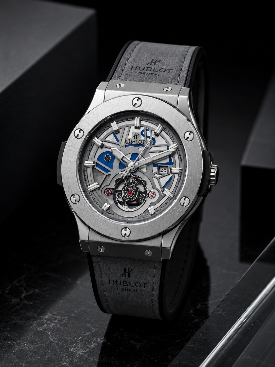 HUBLOT
Classic Fusion Chronograph Grey  Leather belt