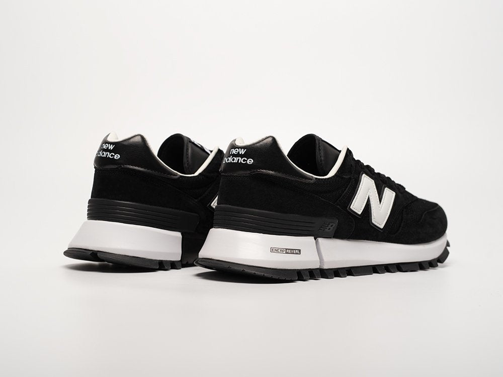 Men 1300 Black Sneakers