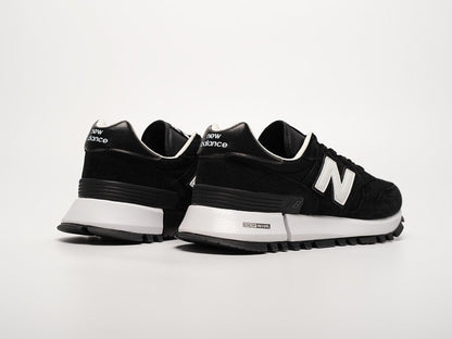 Men 1300 Black Sneakers