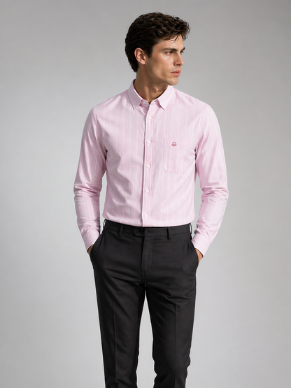 United Colors of Benetton
Men Slim Fit Spread Collar Solid Shirt