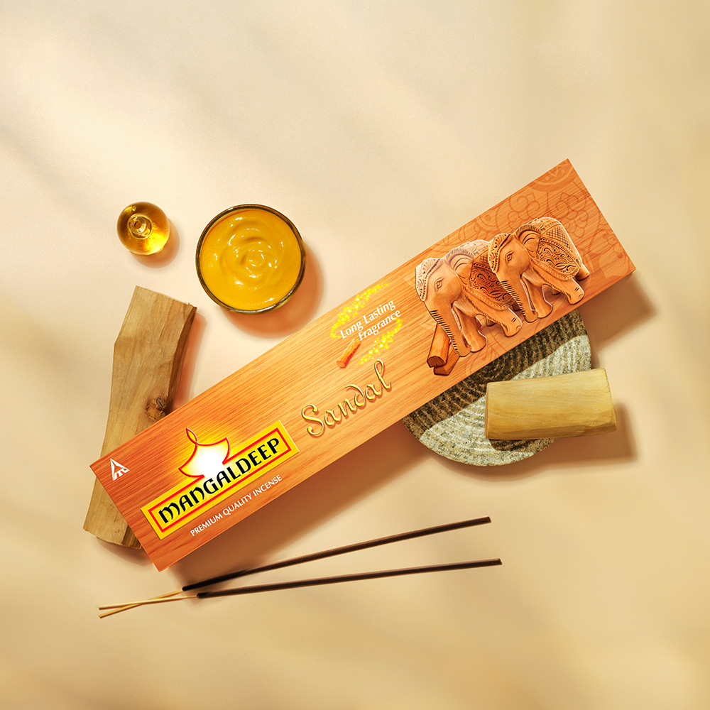 Mangaldeep Sandal Incense Sticks / Agarbatti - 14g
