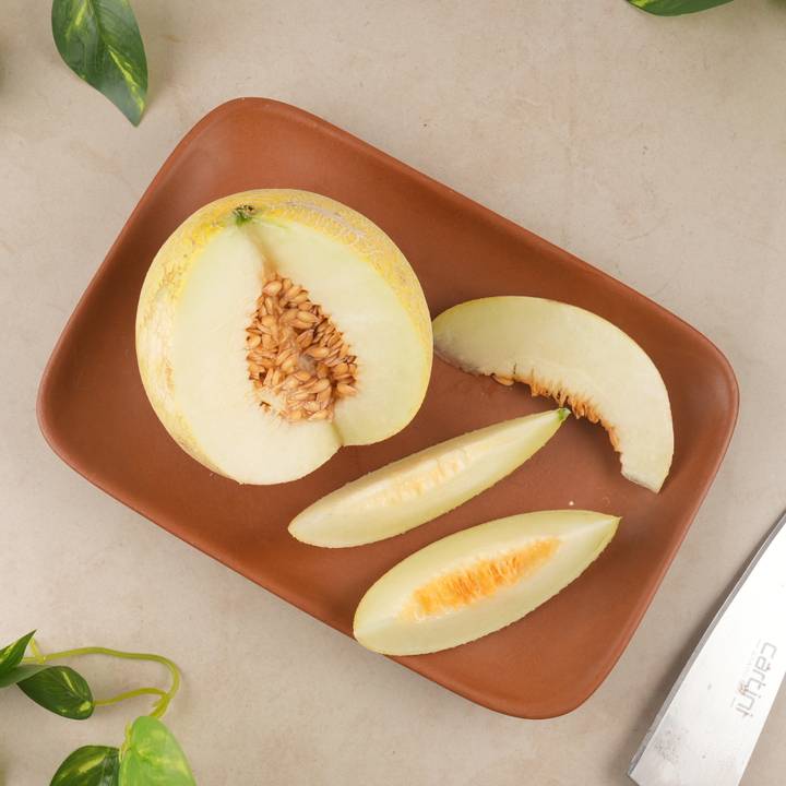 Muskmelon (खरबूजा) - 1kg
